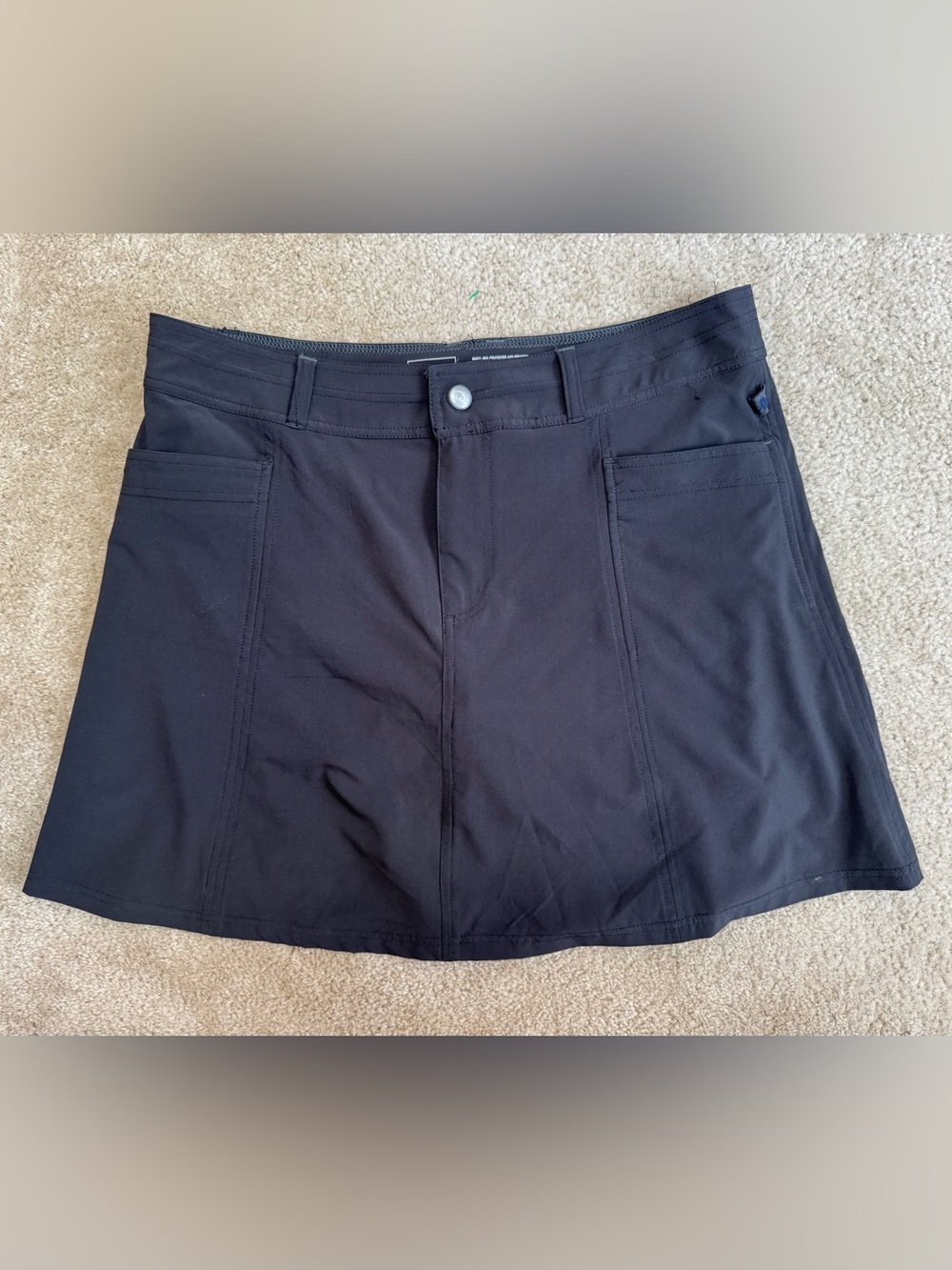 L.L.Bean Sz 12 Black Athletic Skort with Teal Accent